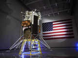 US heads back to the Moon -- with a commercial spaceship