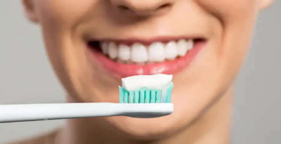 ​7 pro tips to protect your teeth from turning yellow - Vimarsana News