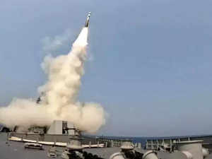Indian Navy test fires BrahMos missile
