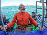 Maldives vs Lakshadweep: Maldives President urges China to 'send more  tourists' amid row with India: 'Reclaim top spot' - The Economic Times  Video