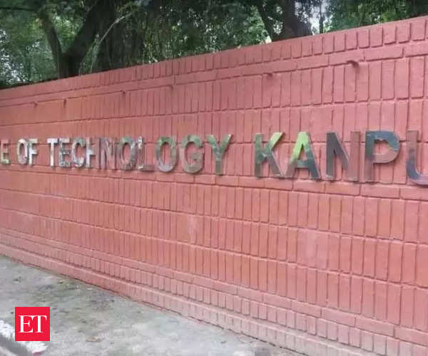 iit kanpurs class of 1974 pledges rs 10 11 crore