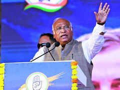 Kharge Writes to Prez Against Plight of Youths Over Agnipath
