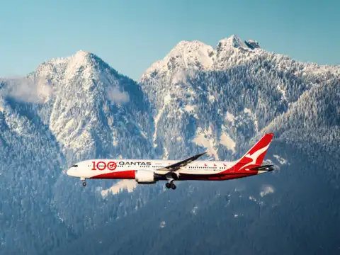 Choose the city you want to stop over at with Qantas