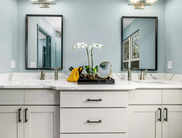 Best Bathroom Vanity Cabinet in India to Organise Your Bathing Space