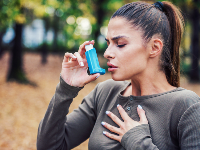 ​Researchers emphasise the need for improved asthma treatment practices to reduce carbon emissions. (Representative Image)​