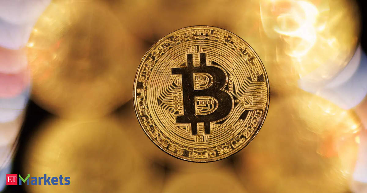 Bitcoin s’échange au-dessus du niveau de 62 000 $ pour la première fois depuis novembre 2021 ;  Dogecoin et Solana bondissent jusqu’à 32%