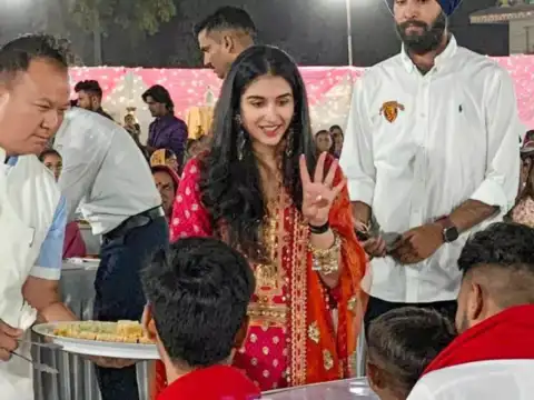 Radhika&rsquo;s outfit