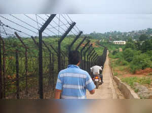 Nagaland assembly resolved request Government of India to reconsider its decision, on Free Movement Regime and fencing along the Indo-Myanmar border