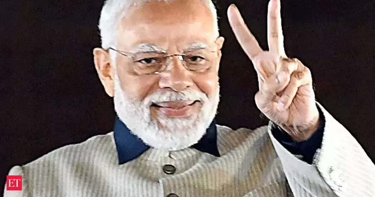 PM Narendra Modi urges 'everyone' to donate to BJP after giving Rs 2,000