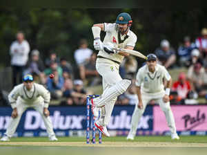 Australia needs 202 runs and New Zealand 6 wickets in expected thrilling finish to 2nd test