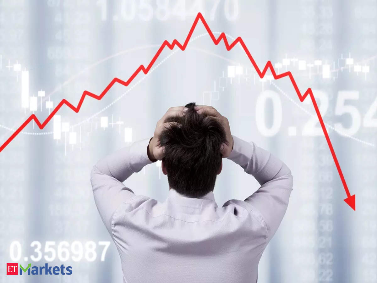 Little stocks in big trouble! 374 smallcaps fall at least 30% from peak. Worst ahead? – The Economic Times