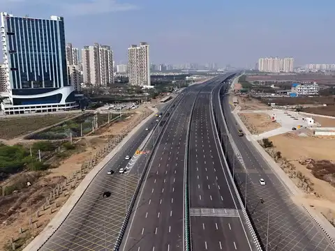 ​Enforcement of traffic rules​