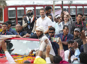 Mumbai: Congress leader Rahul Gandhi and Priyanka Gandhi during the 'Bharat Jodo...