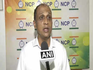 "Devendra Fadvanis is a failed Home Minister; should resign": NCP spokesperson over firing incident in police station
