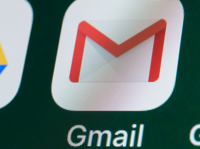 Gmail brings new Predictive Back feature.