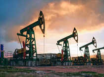 Oil prices down on Gaza ceasefire talks, flat on the week