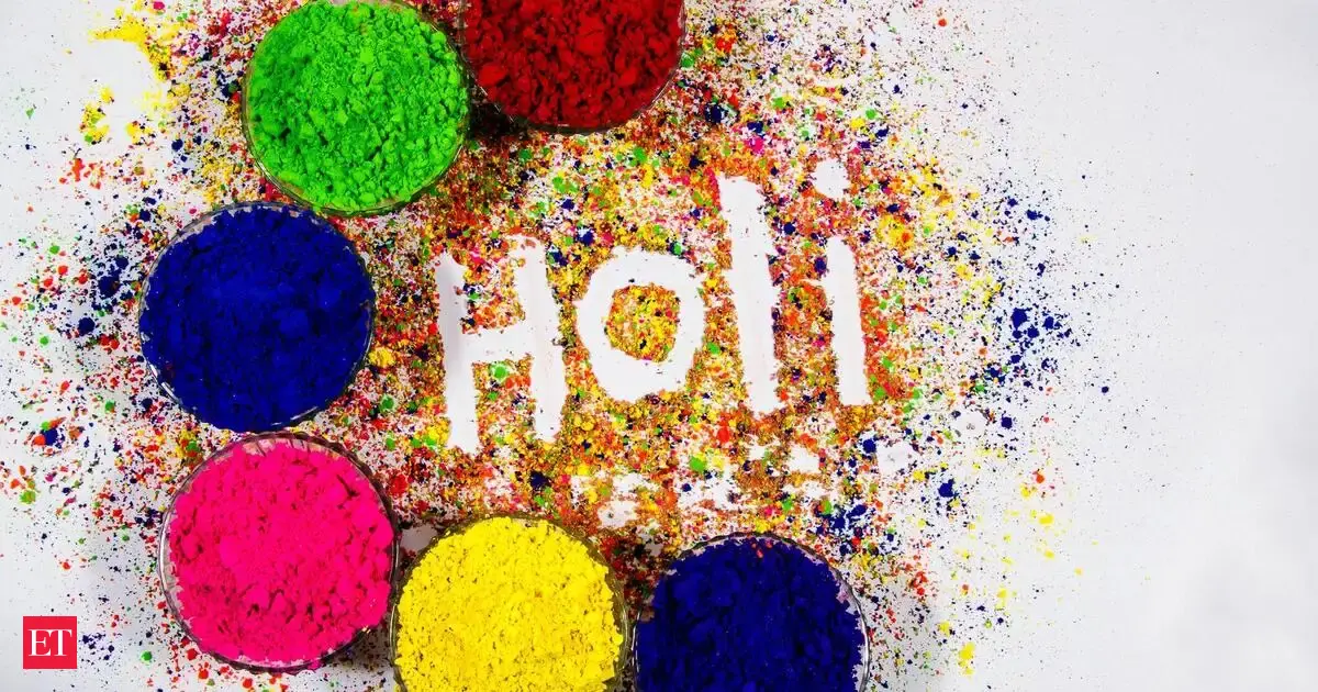 Happy Holi Wishes 2024, top quotes, HD photos, Whatsapp messages, greetings, Facebook status to share with family friends