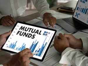 mutual funds-1200