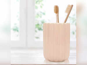 ceramic toothbrush holder