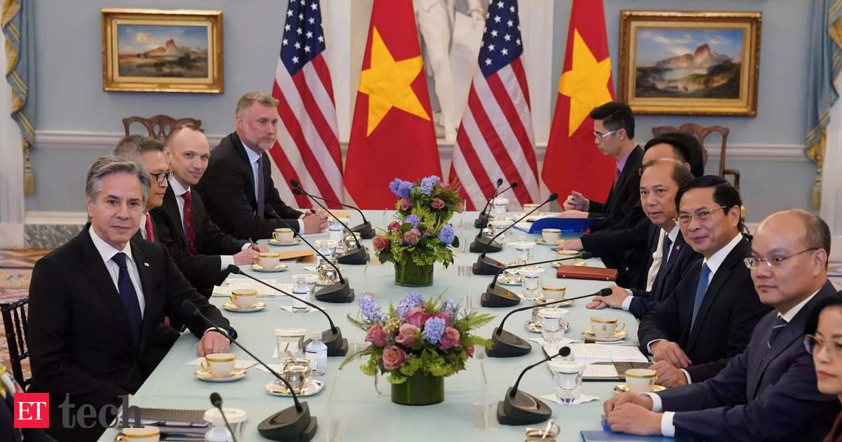 US, Vietnamese top diplomats discuss greater chip cooperation: state department
