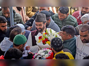 Mirwaiz Umar Farooq placed under house arrest, claims outfit:Image