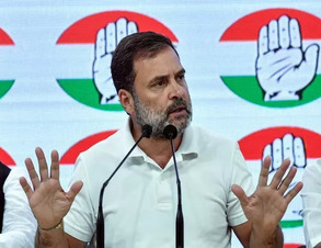"Strict action against those trying to murder the democracy," Rahul Gandhi's 'Guarantee' after Congress gets I-T notices