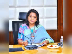 Hyderabad Mayor Vijaya Laxmi joins Congress
