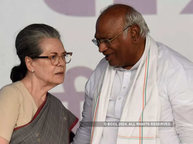 Sonia Gandhi in Rajya Sabha creates unique Congress chief-LoP & CPP head hierarchy