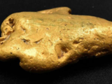 How this 640 gm gold nugget was accidentally discovered in a field? May have fallen off a train