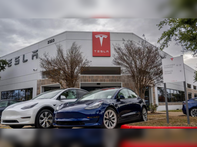 Tesla Robotaxi launch