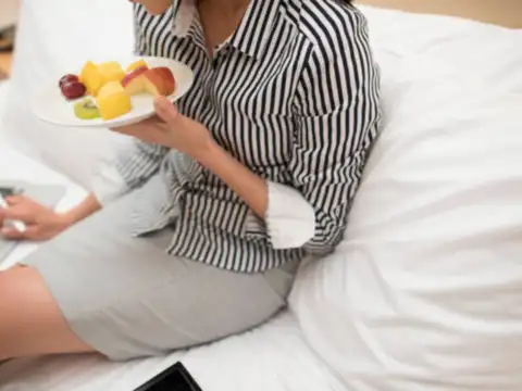 A good sleep schedule and healthy eating