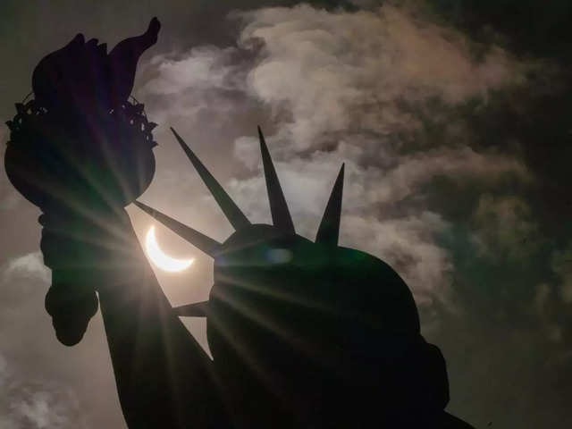 Eclipse from the Liberty