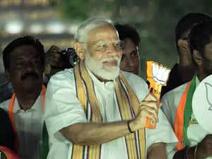 Lok Sabha Polls: PM Modi holds roadshow in Tamil Nadu's Chennai
