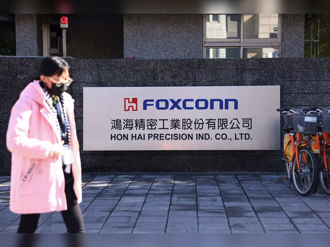 Foxconn CEO shuffle