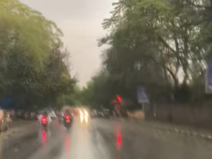 Rain lashes parts of Delhi, IMD predicts more showers