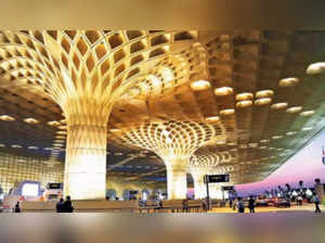 Mumbai airport (1).
