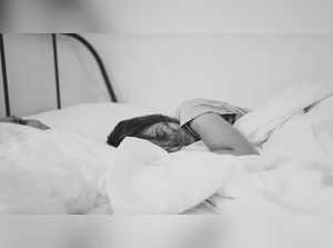 Sleeping less than 5 hrs a night raises depression risk