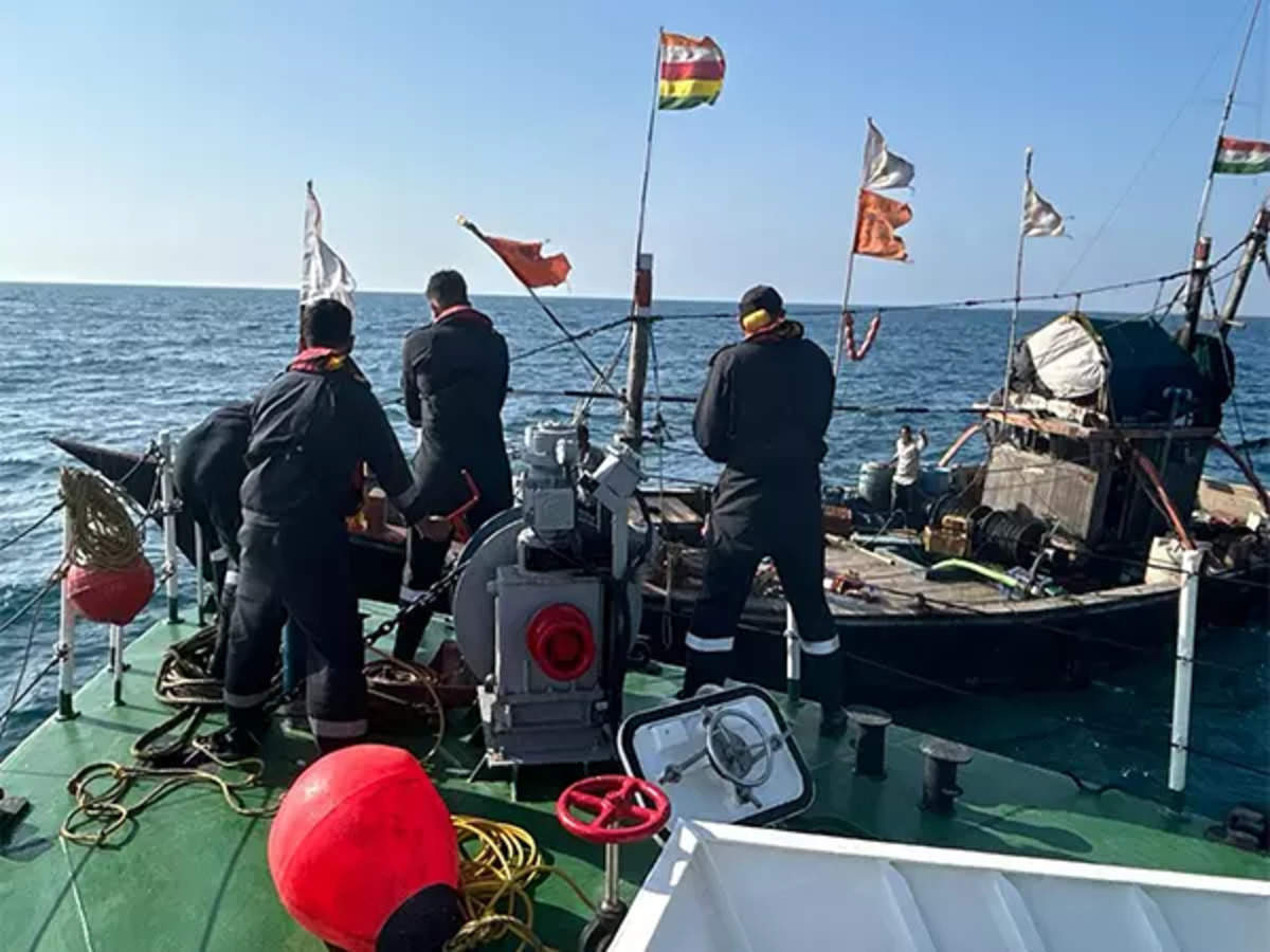 Indian Coast Guard Rescues Stranded Fishing Boat off Karnataka Coast