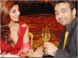 Raj Kundra's proposal with a 5-carat ring