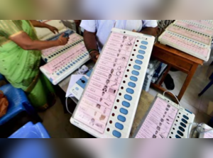 Reports of EVMs showing one extra vote during mock poll in Kasaragod in Kerala false: ECI to SC:Image