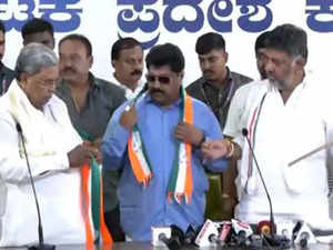 Karnataka BJP leader and former minister Malikayya Guttedar joins Congress
