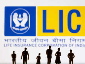 India govt open to selling stake in GIC Re, LIC in FY24/25, says source:Image