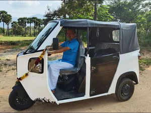 Billionaire Zoho CEO Sridhar Vembu, who has several luxury cars, now has an electric three-wheeler:Image