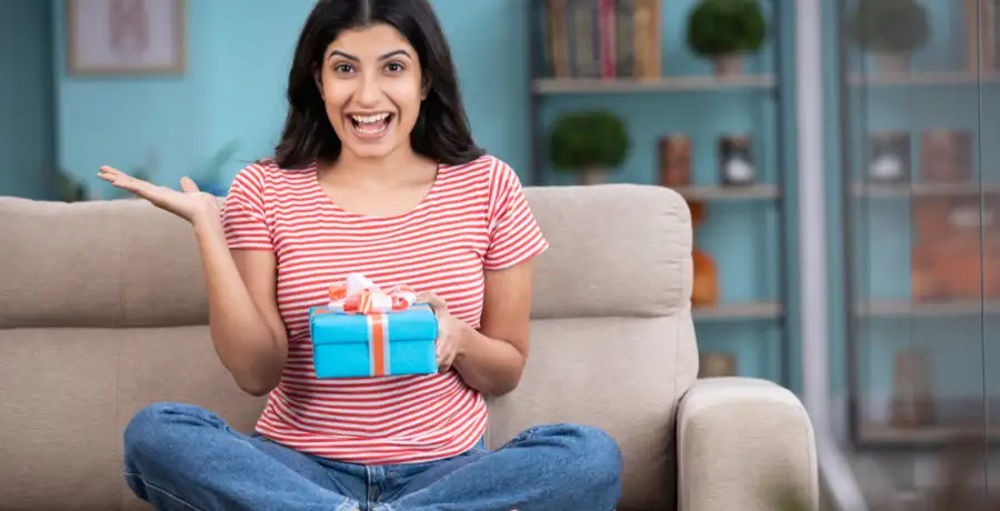 7 birthday gift ideas for your closest friends​ - Vimarsana News