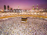 Saudi Arabia opens Umrah pilgrimage to all visa holders