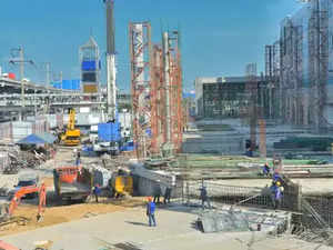 '448 Infra projects hit by cost overrun of Rs 5.55 lakh cr in Oct-Dec':Image