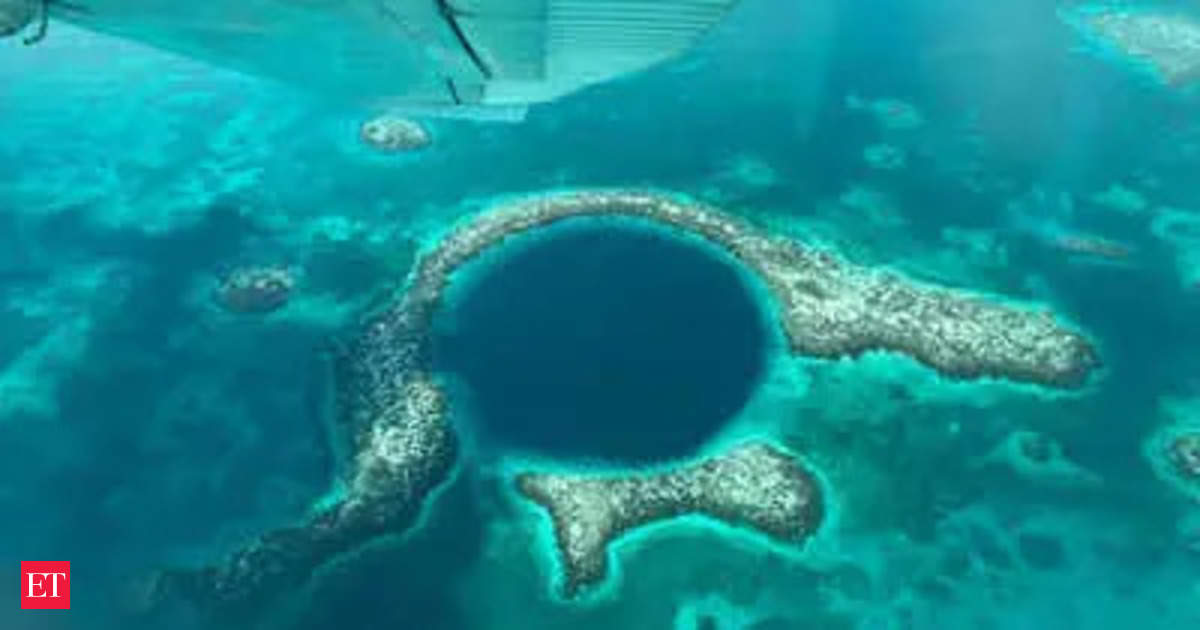 Inside world’s deepest blue hole with caves and tunnels. Know what is blue hole, how it is made