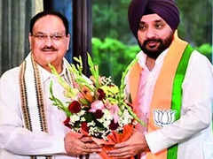 Arvinder Singh Lovely, 3 Other Ex-MLAs Join BJP