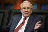 Warren Buffett says Berkshire sold entire Paramount stake at a loss