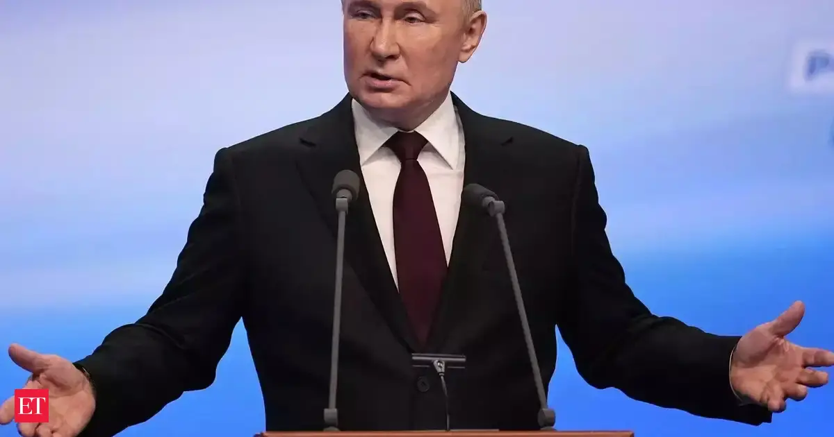 Vladimir Putin Russia: Vladimir Putin begins his fifth term as ...